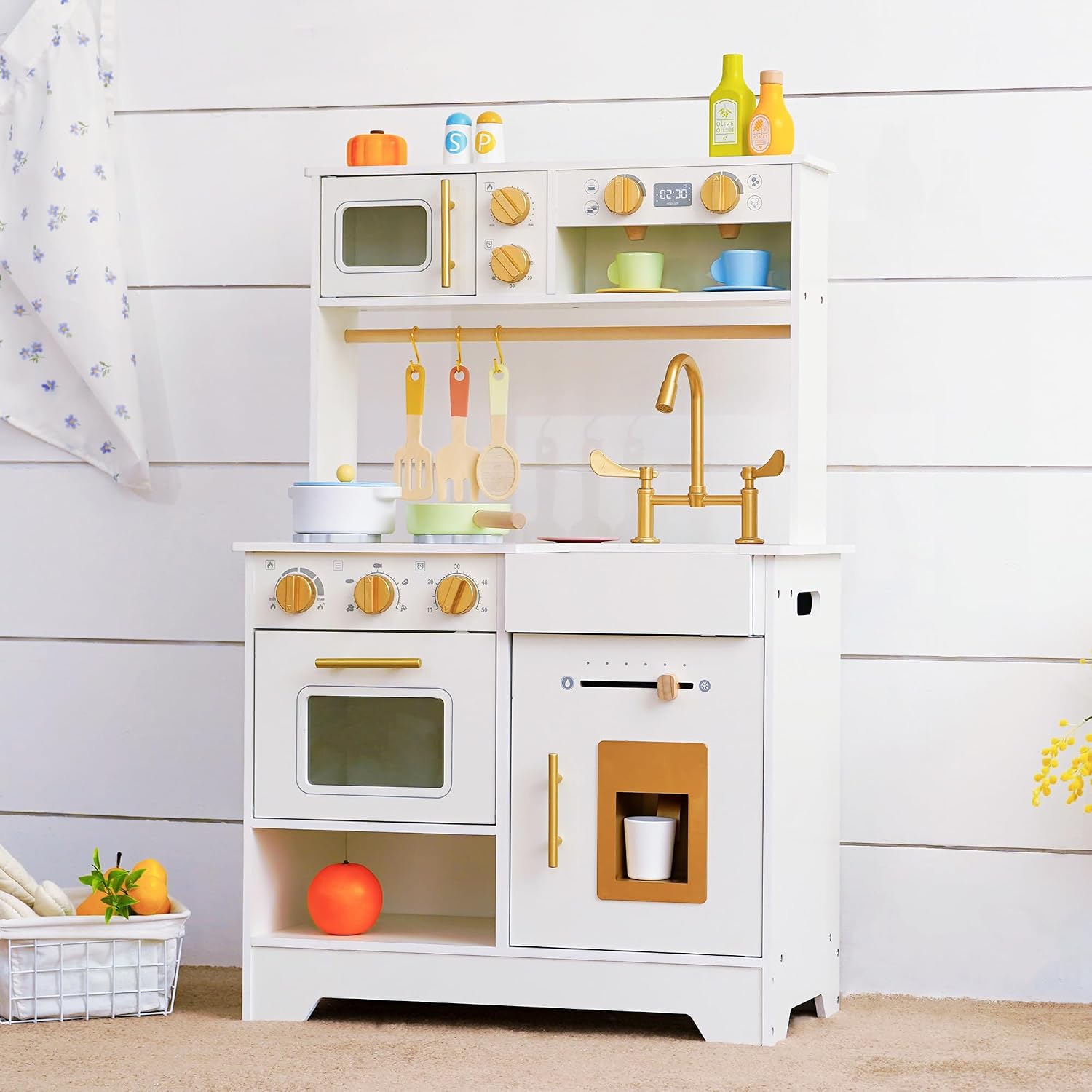 Children's Wooden Kitchen with Ice Dispenser